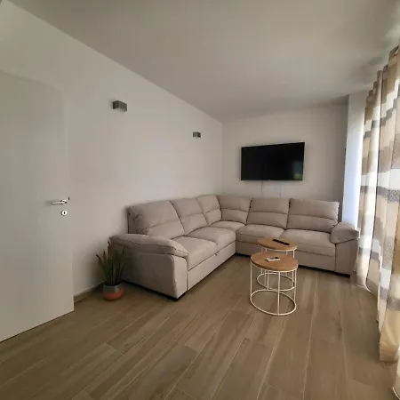 Prejac By The Apartment