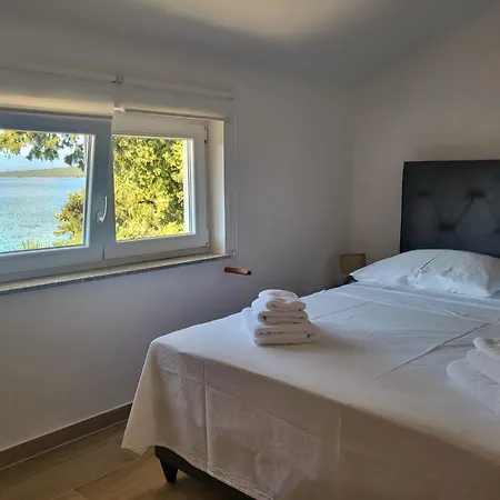 Apartment Prejac By The